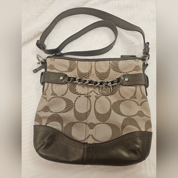 Coach Canvas Signature Chain Duffle Hangbag W/ Crossbody and Shoulder Bag - Picture 5 of 17